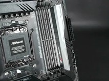 AMD R7 9800X3D故障引争议,主板厂商被指参数激进
