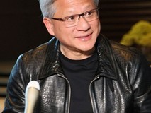 英伟达黄仁勋年薪达到3420万美元 涨幅高达60%