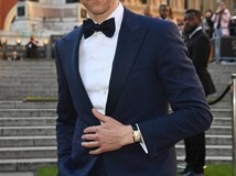 汤姆·希德勒斯顿确认回归《复仇者联盟5》