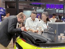 宝马MINI冰淇淋事件涉事女员工离职:宝马股票损失超160亿