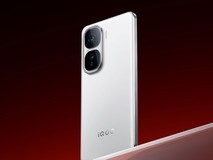 价格差了900元，iQOO Neo10系列两款手机怎么选？