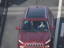 上海交警使用无人机执法 执法画面公布