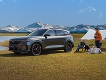 岚图FREE 318上市 同类最强纯电续航 21.99万起步