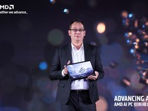 华硕2025重磅新品耀目亮相AMD AI PC创新峰会