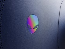 体验Alienware外星人AW2525HM显示器：小尺寸高刷电竞神器