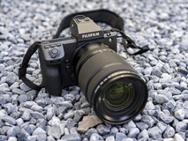 送高速存储卡及原厂电池 富士GFX100 II仅售53900元