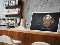 三星推出32英寸彩色电子纸标牌EM32DX,续航达200天