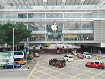 机构称中国在人形机器人领域领先  iPhone15跌至百元果粉抢疯！