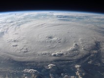 突破性研究:利用地球自转生成电能