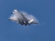 佳能 EOS R1 看珠海航展