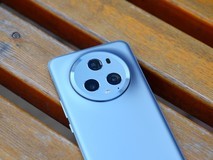 【尖角对决】谁的“魔法”水平更高?荣耀Magic5 Pro与iPhone 14 Pro对比