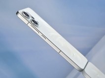 想要手机高质感,为什么一定要有金属边框?