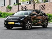 丰田bZ5上市:前卫设计引关注