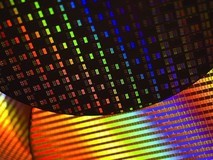 被苹果踢出“果链”:超30年历史晶圆厂面临出售关闭