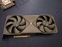 国服不存在的卡 RTX 5090公版显卡拆解