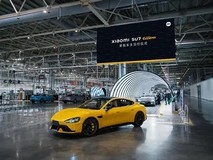 雷军分享SU7 Ultra首批车主画像:三类人群主导购买