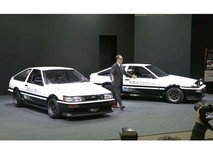 丰田发布新AE86:和电影里的一模一样
