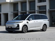 零跑MPV曝光:或成15万级智能标杆