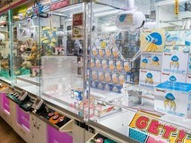 昔日繁华的街机厅没落了!抓娃娃机成了救命稻草