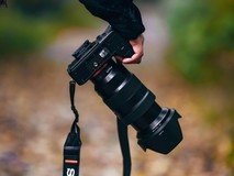 谁也替代不了谁?2025年拍照到底买相机还是买拍照手机?