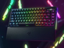 蛛皇降临！RAZER发布黑寡妇蜘蛛旗舰支持三模、热插拔