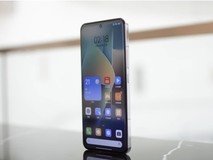 2025公认“接近完美”的3款手机，几乎“零差评”，用六年不过时