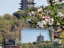 海尔冰箱为网友定制春游冰箱贴,玻璃门能贴吗?