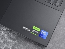 一图看明白酷睿Ultra 7 255HX和锐龙9 8940HX差异