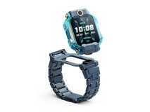 长者生活新方式:科技感满满的智能腕上伴侣