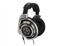 从交响到人声:四款顶级耳机精准还原