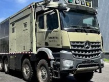 16升巨兽来袭!8×8驱动豪华宿营车震撼登场