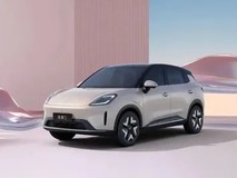 五菱缤果S上市:高质感纯电小车,一键切换多彩生活