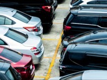 新能源车官降冲击二手车市场,价格倒挂与盈利承压加剧