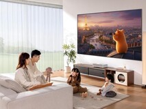 首创“玲珑白”配色惊艳登场,海信激光电视发布星光S2纯享版革新家居美学