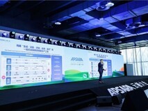 金融行业用好大模型,只有“垂直”一个解