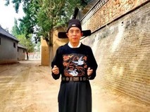 退休矿工演200部短剧走红:短剧如何改变普通人命运?