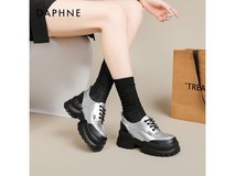 达芙妮厚底乐福鞋女89.9元抢