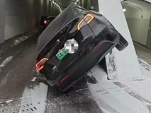 ÄϾ©±©Ñ©Ö½»Í¨Ì±»¾ ³öÐп¼Ñ鱩¶Ӧ¼±¶Ì°å