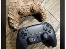 宠物狗啃游戏手柄?实为仿制磨牙玩具引热议