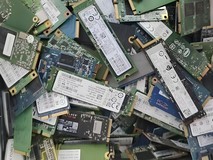 DIY从入门到放弃：只看3000MB/s买到的固态不如机械硬盘