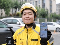 美团多地推不闯红灯激励 骑手守法可获额外奖励