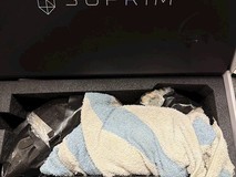 电商平台现石头代卡乱象:RTX 5090包裹内藏浴巾裹石