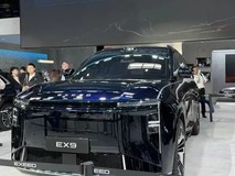星途EX9北京车展首发:固态电池六座旗舰SUV亮相