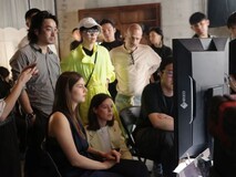 著名摄影艺术家邓鑫:艺卓显示器的可靠性无可替代