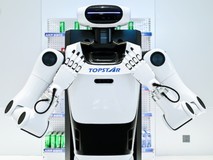 解析2026产业全景:人形机器人分层崛起,上市赋能全球领先