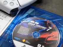 PS5/Xbox实体光盘生产高度保密,2028年起或将全面停产