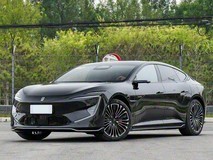 四十余万预算内,三款纯电中大型三厢轿车如何定义智能豪华新标杆?