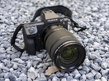 感受中画幅的魅力 富士GFX100 II售价53900元