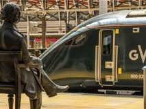 英国试点F1技术提升列车Wi-Fi