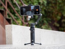 大疆DJI Osmo Mobile 8全场景精准跟拍手机稳定器正式发布,售价898 元起